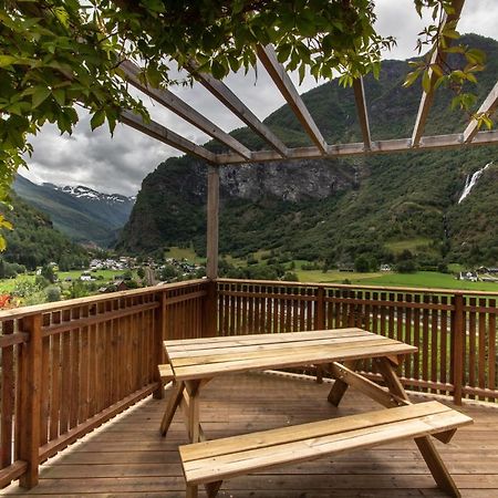 Panoramic Terrace, Huge Rain Shower And Cosy Lofts Flåm Eksteriør billede